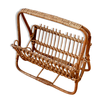 Rattan magazine holder