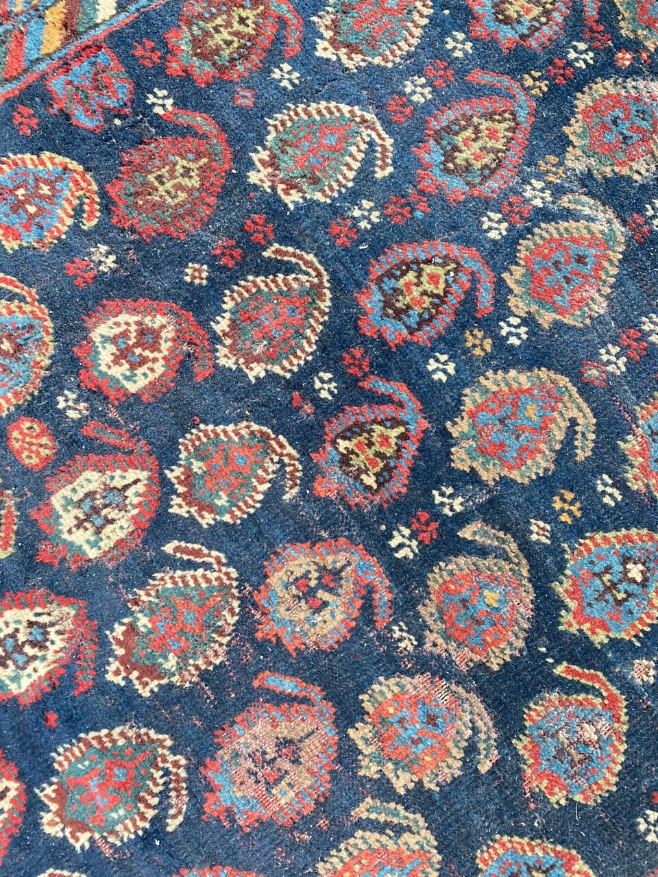 Pretty old Persian carpet of ghashghai handmade 177x328 cm