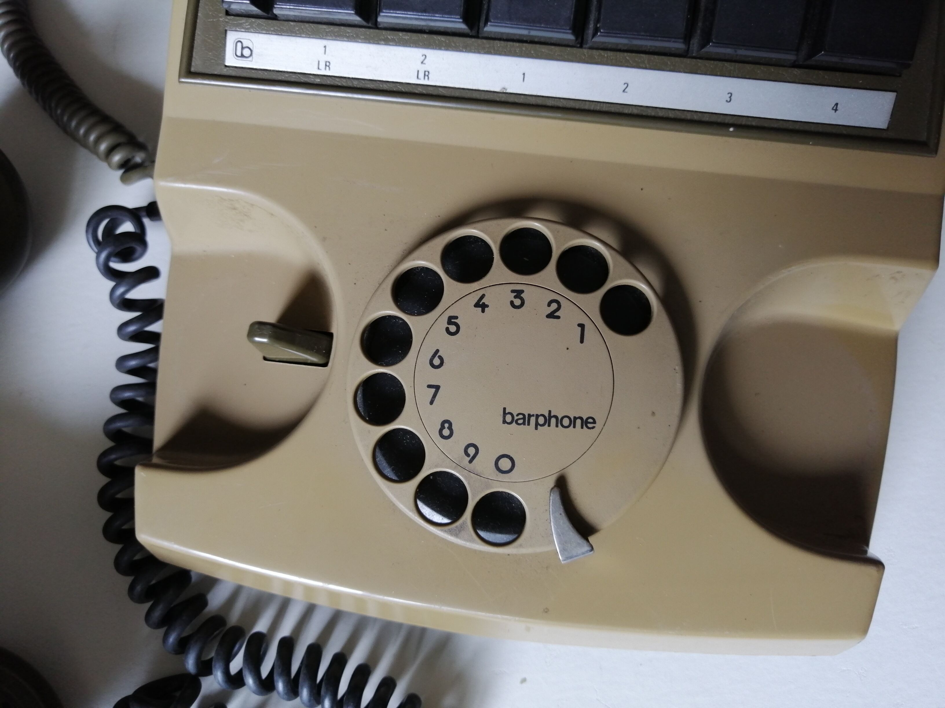 70s public phone "Barphone"