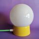Lampe salon chevet bureau vintage opaline blanche "Jaune"
