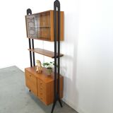 Armoire design en teck Musterring avec pieds noirs