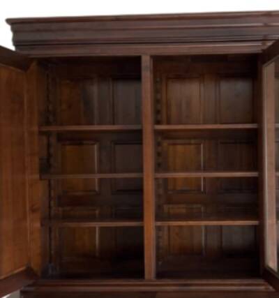 Bibliothèque en bois massif