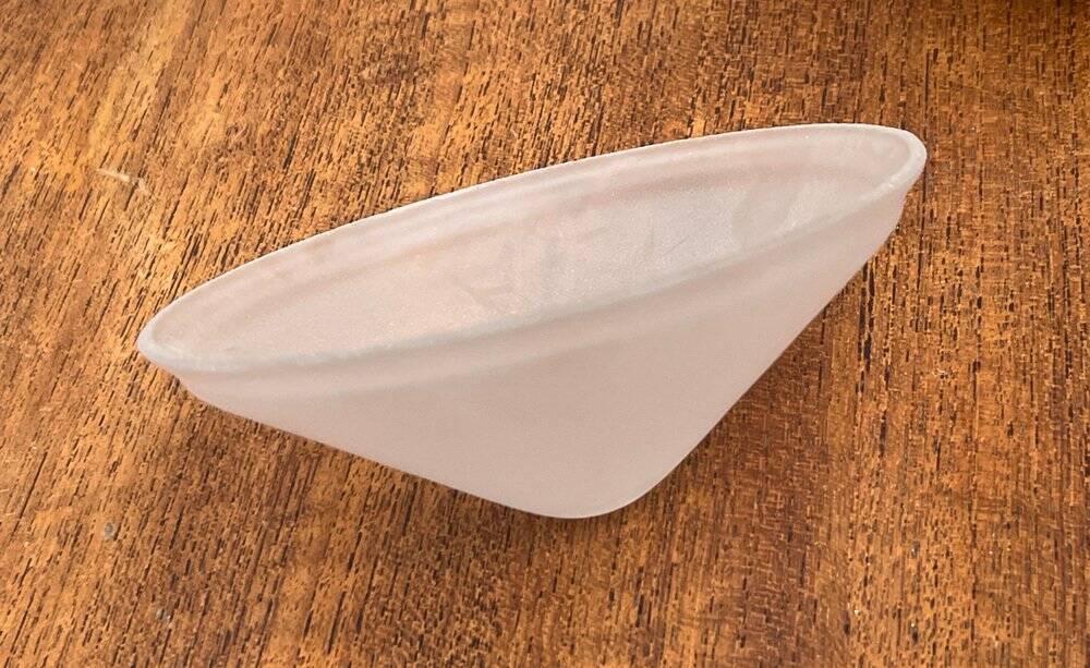 Lampe suspendue en métal et verre modèle danois milieu du siècle Ph 4 1/2 - 4 par Poul Henningsen pour Louis Poulsen, années 1980