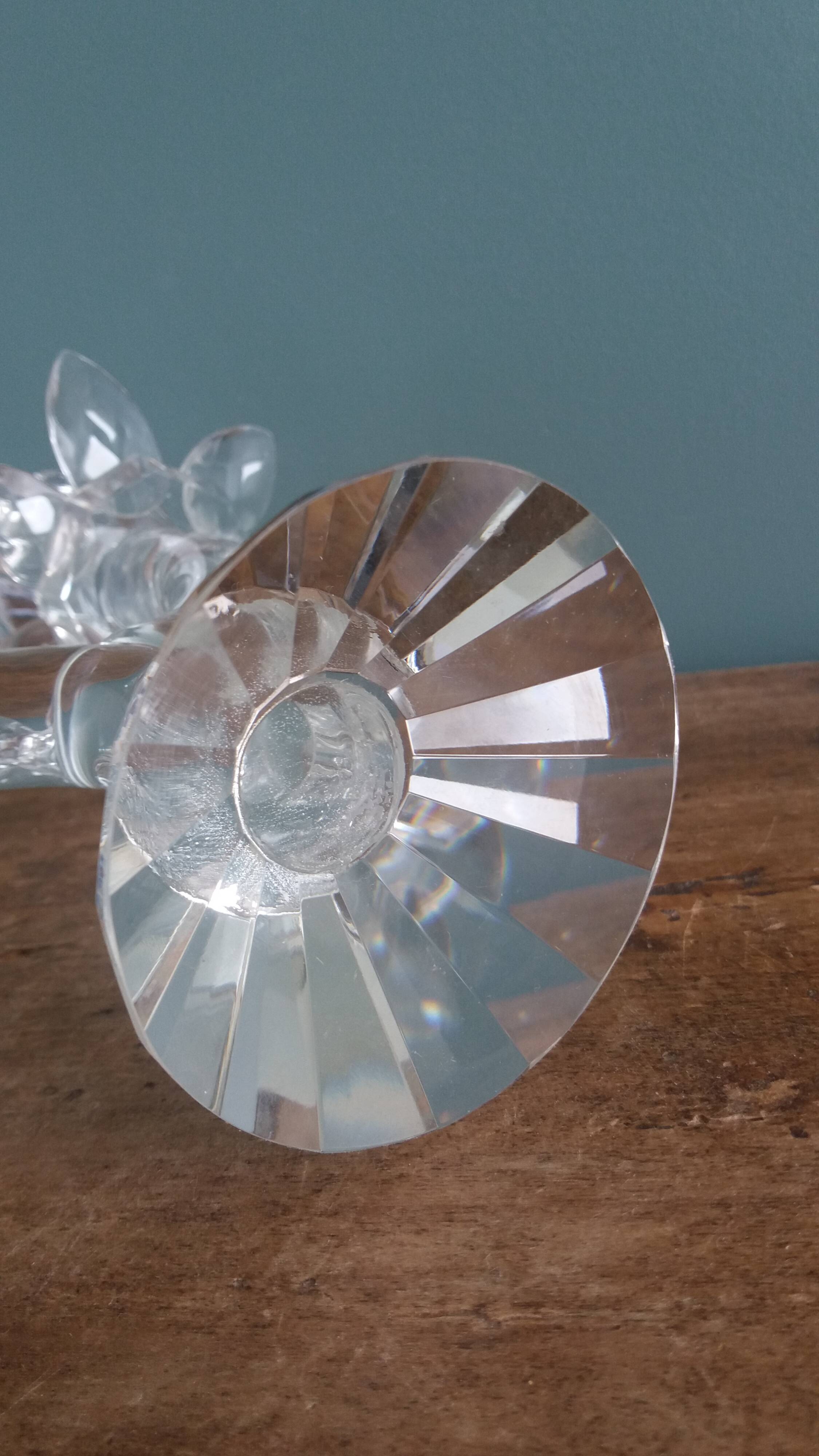 Chandelier candle holder flower in handcrafted cut crystal