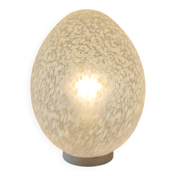 Egg lamp from the Vianne glassworks