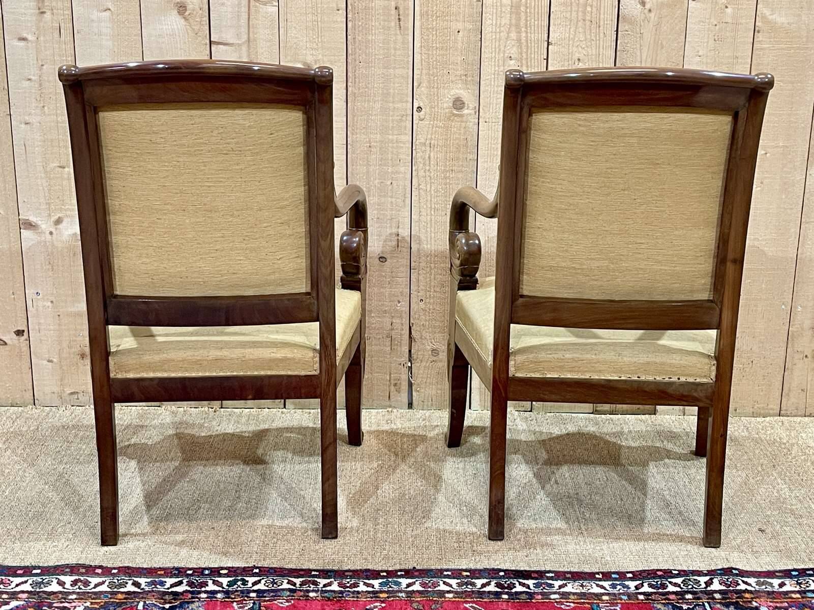 Pair of Restoration armchairs in mahogany from the end of the 19th century (fabric defects)