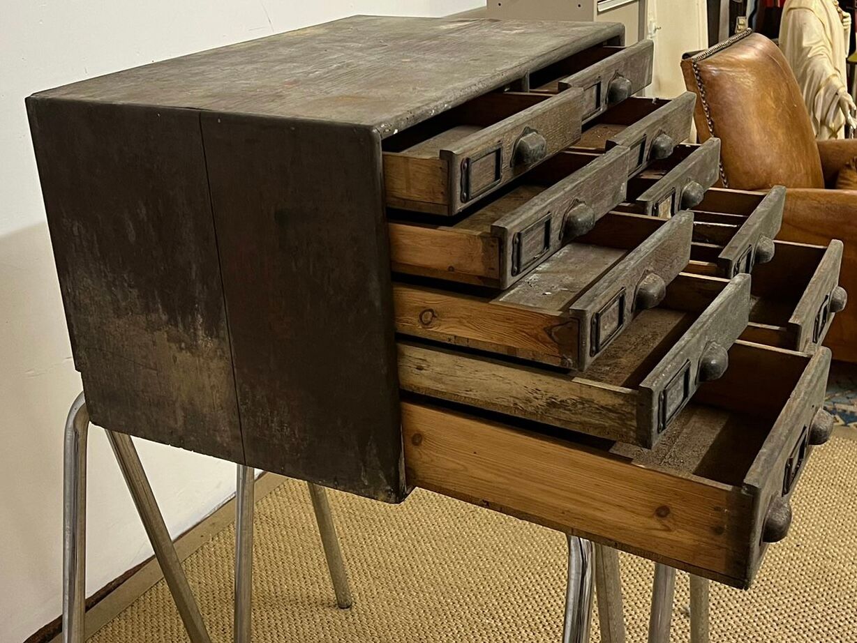 Antique craft furniture