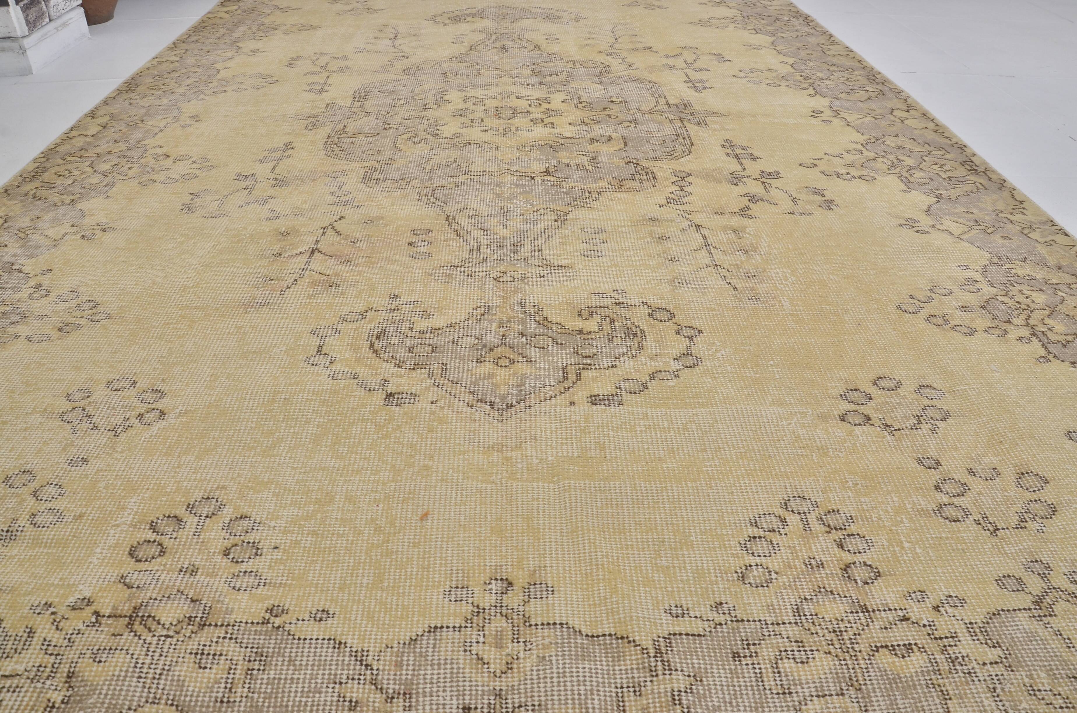 Vintage Oushak Beige Rug sku 2251