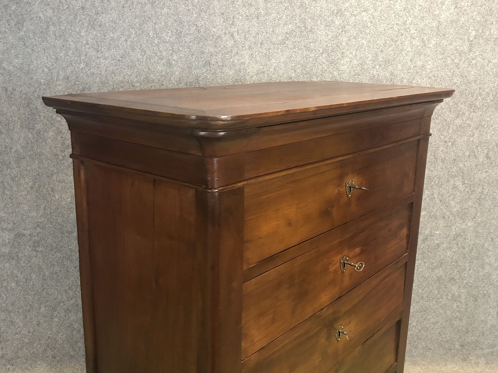 Cherry chiffonier 19th century