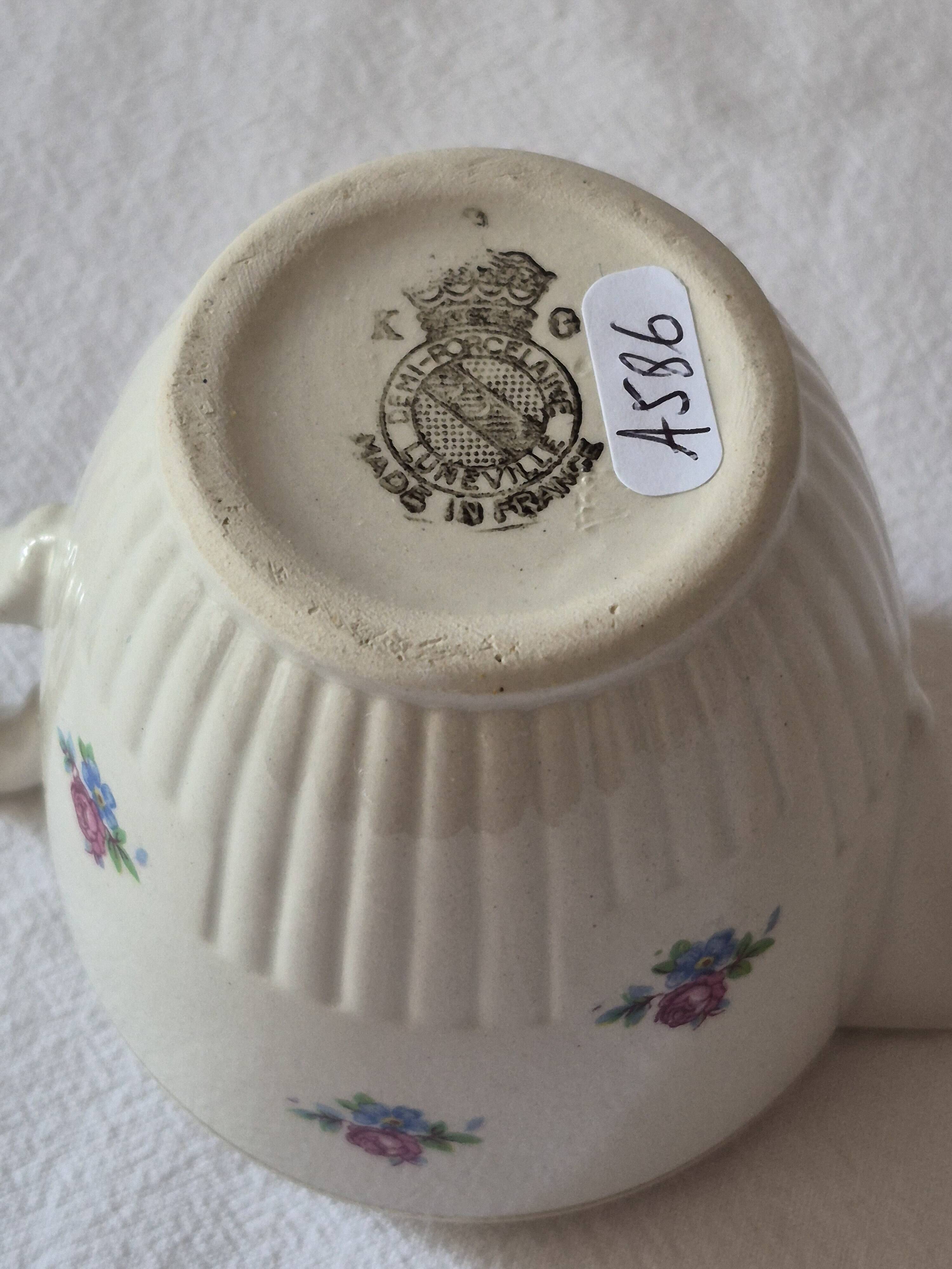 Cream jug half-porcelain Lunéville Keller and Guerin A586