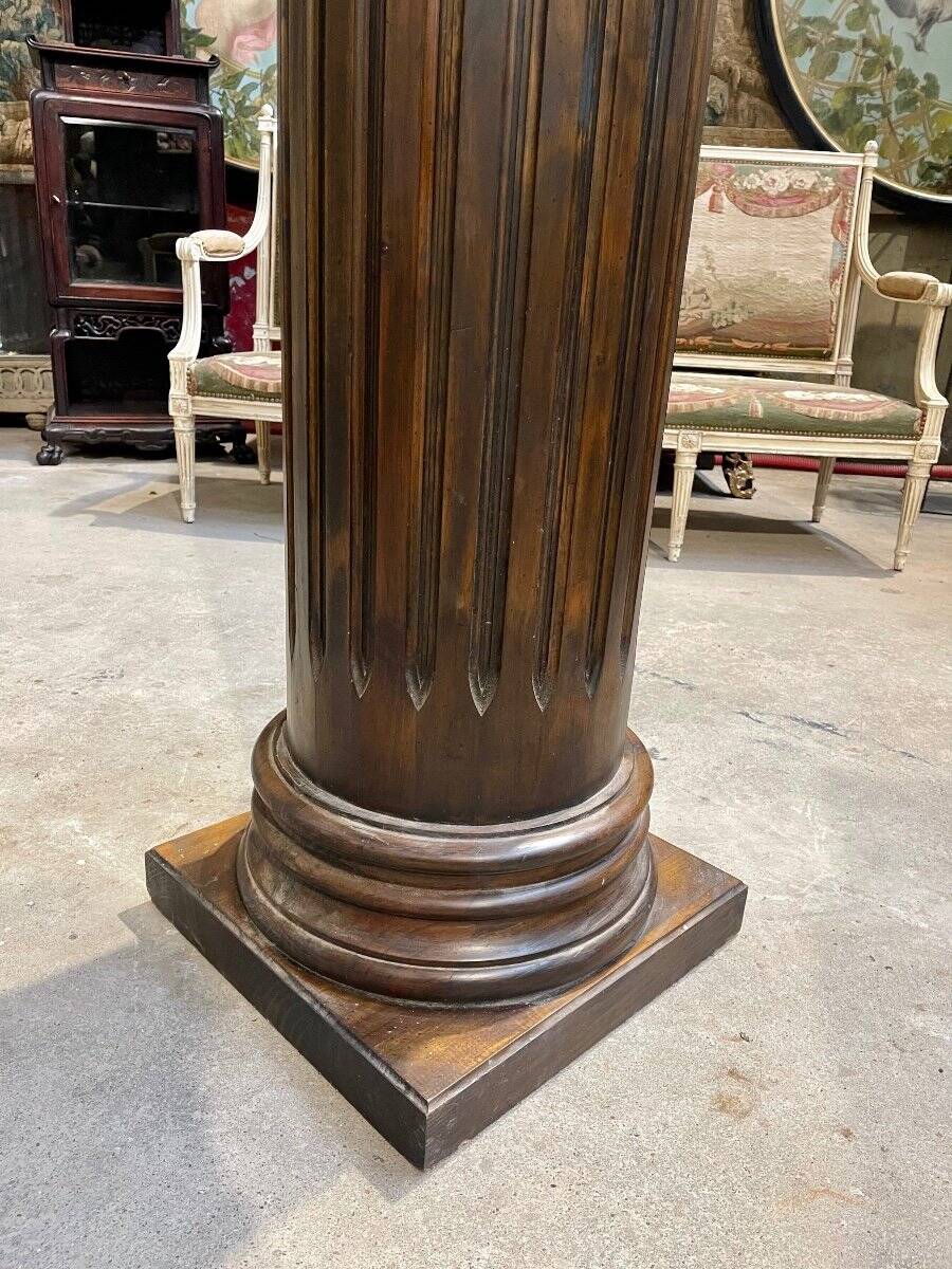 Louis XVI style column in carved wood from the late 19th century, 2.27 metres in height.