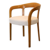 Chaise en bois et tissu