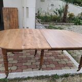 Farm table