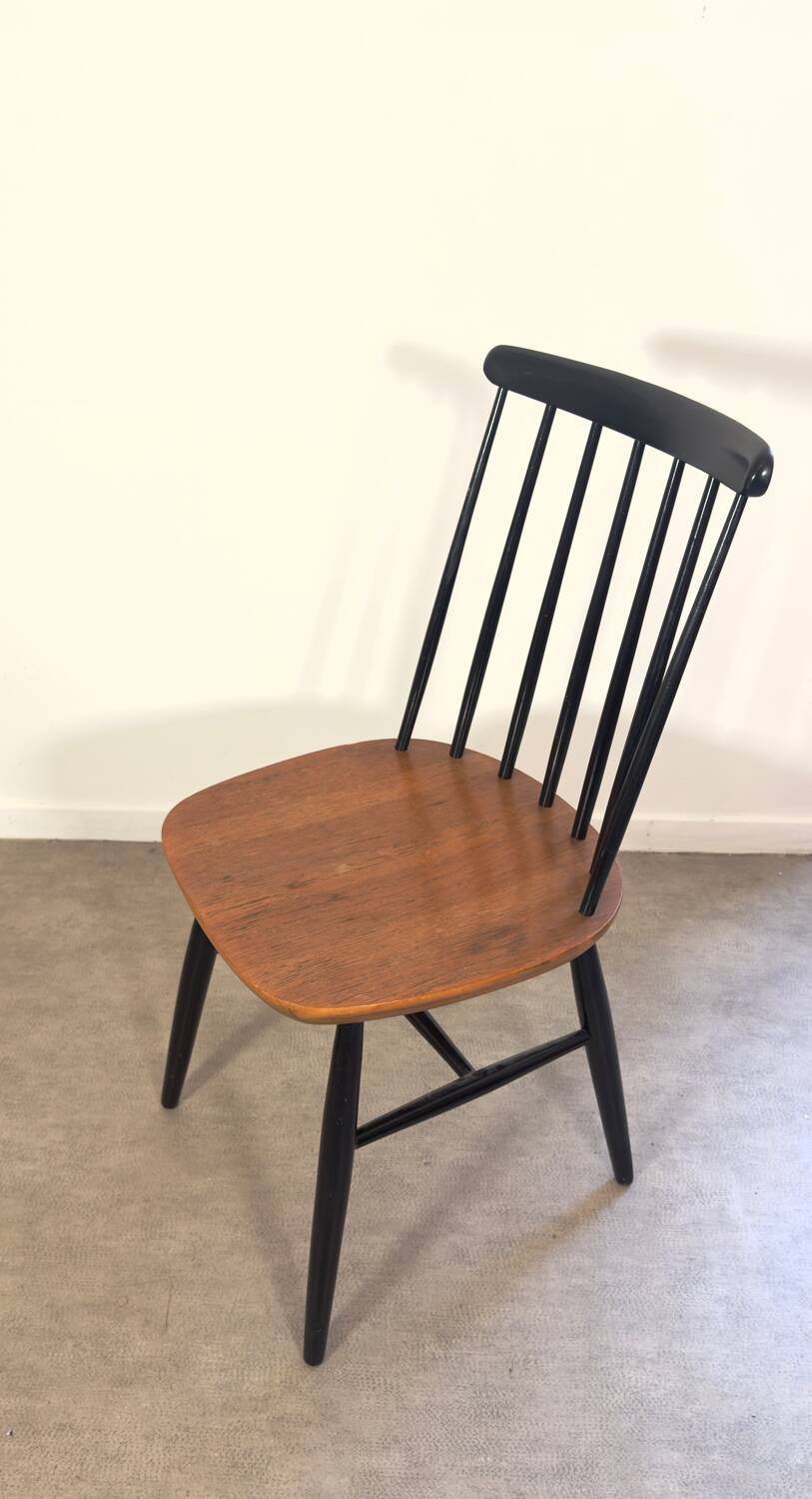 Scandinavian chair