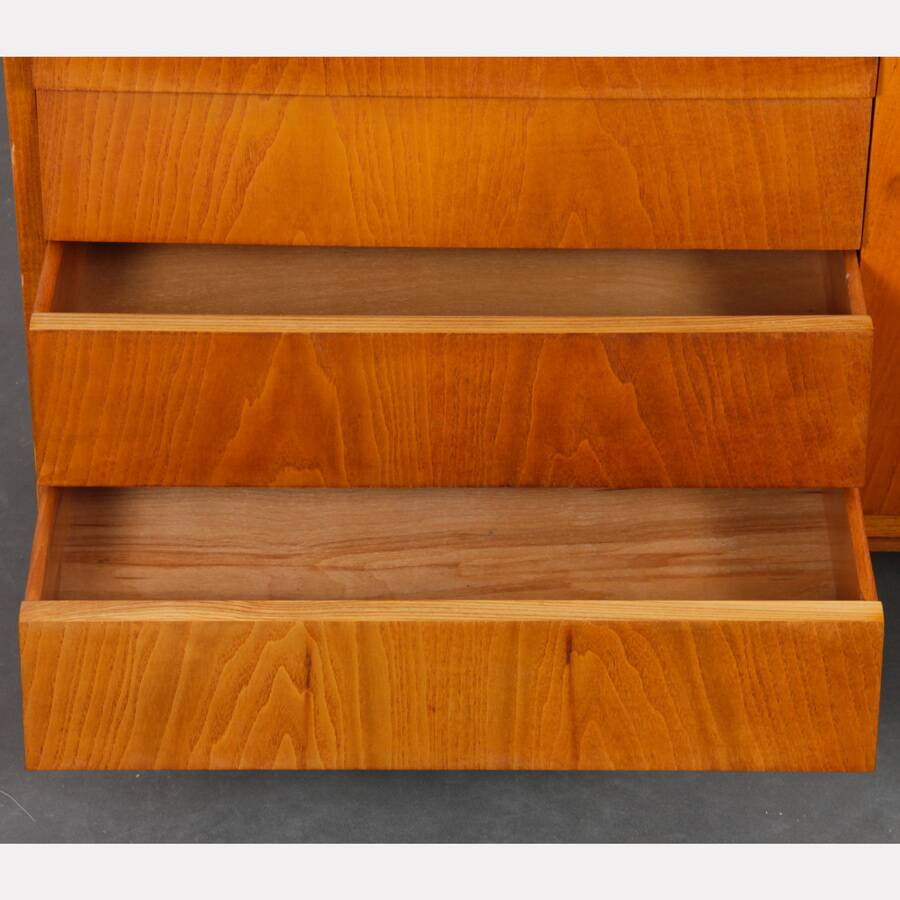 Commode en bois produite République tchèque, 1960
