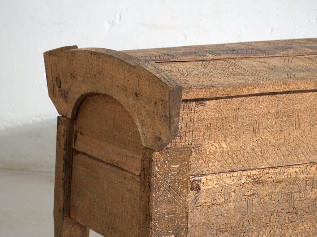 Ancient primitive wooden chest – Transylvania, around 1850
