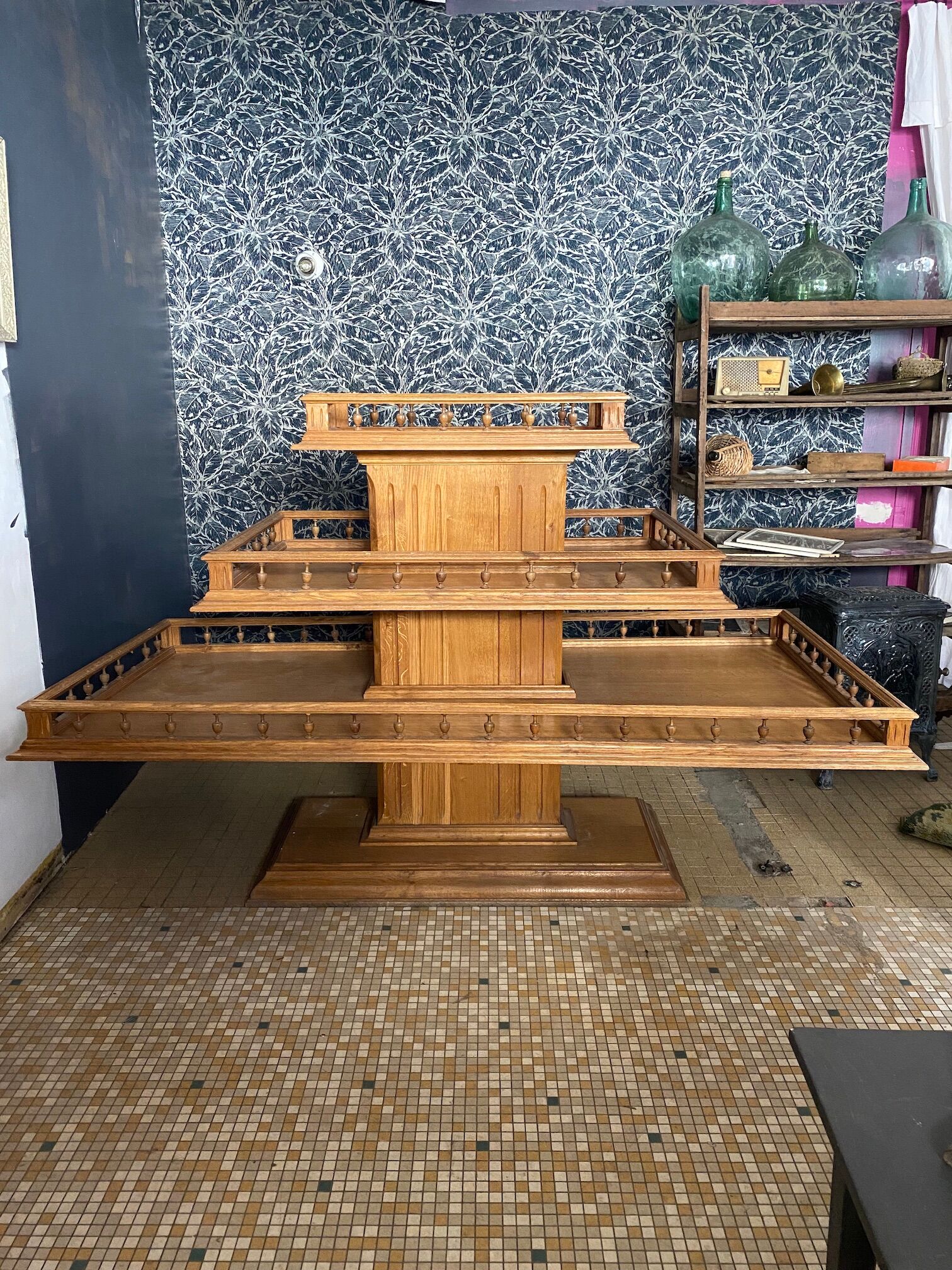 Trade furniture store display