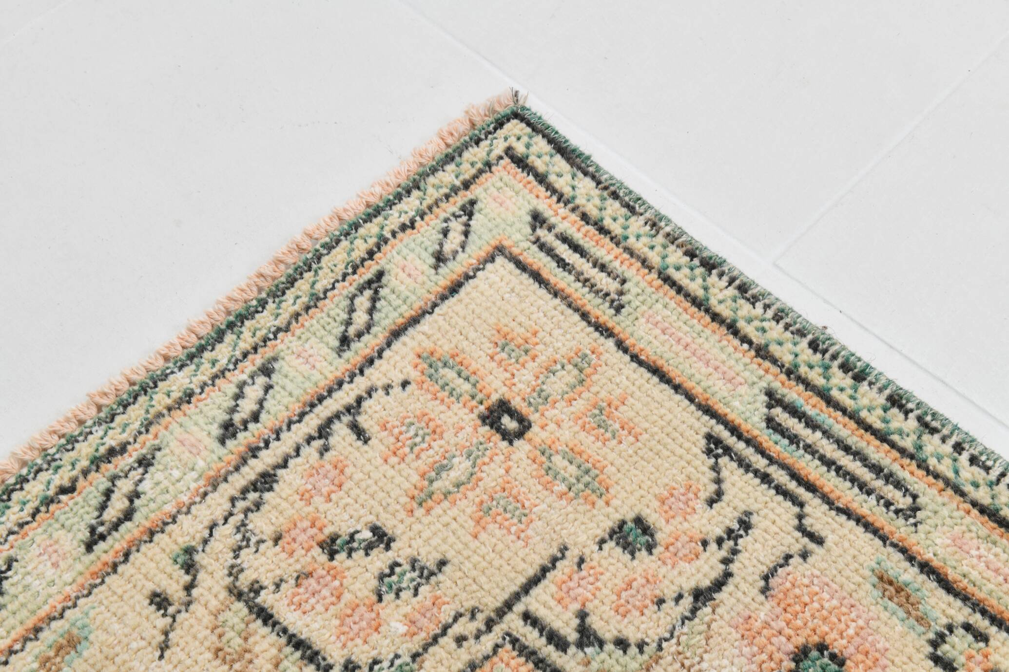 7x10 Large Cream Floral Pattern Turkish Vintage Rug, 207x304Cm