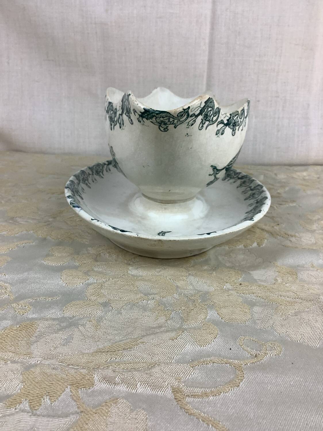 Saint Amand Iron Earth Sauceboat