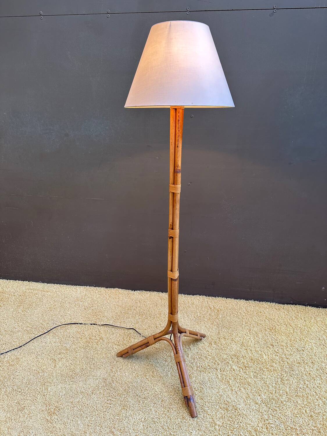 Tripod rattan floor lamp