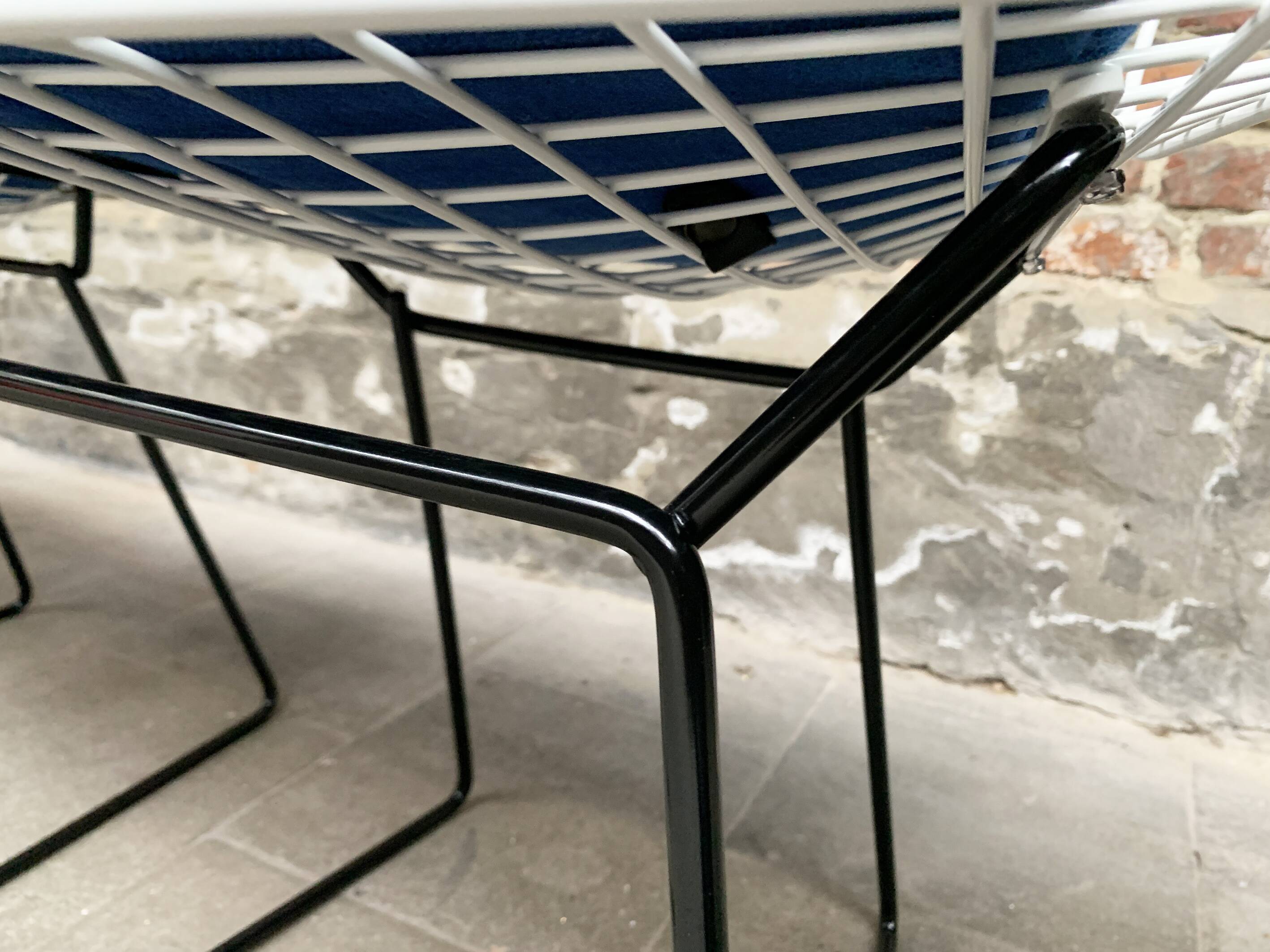 4 chaises 420 par Harry Bertoia pour Knoll International, 1960