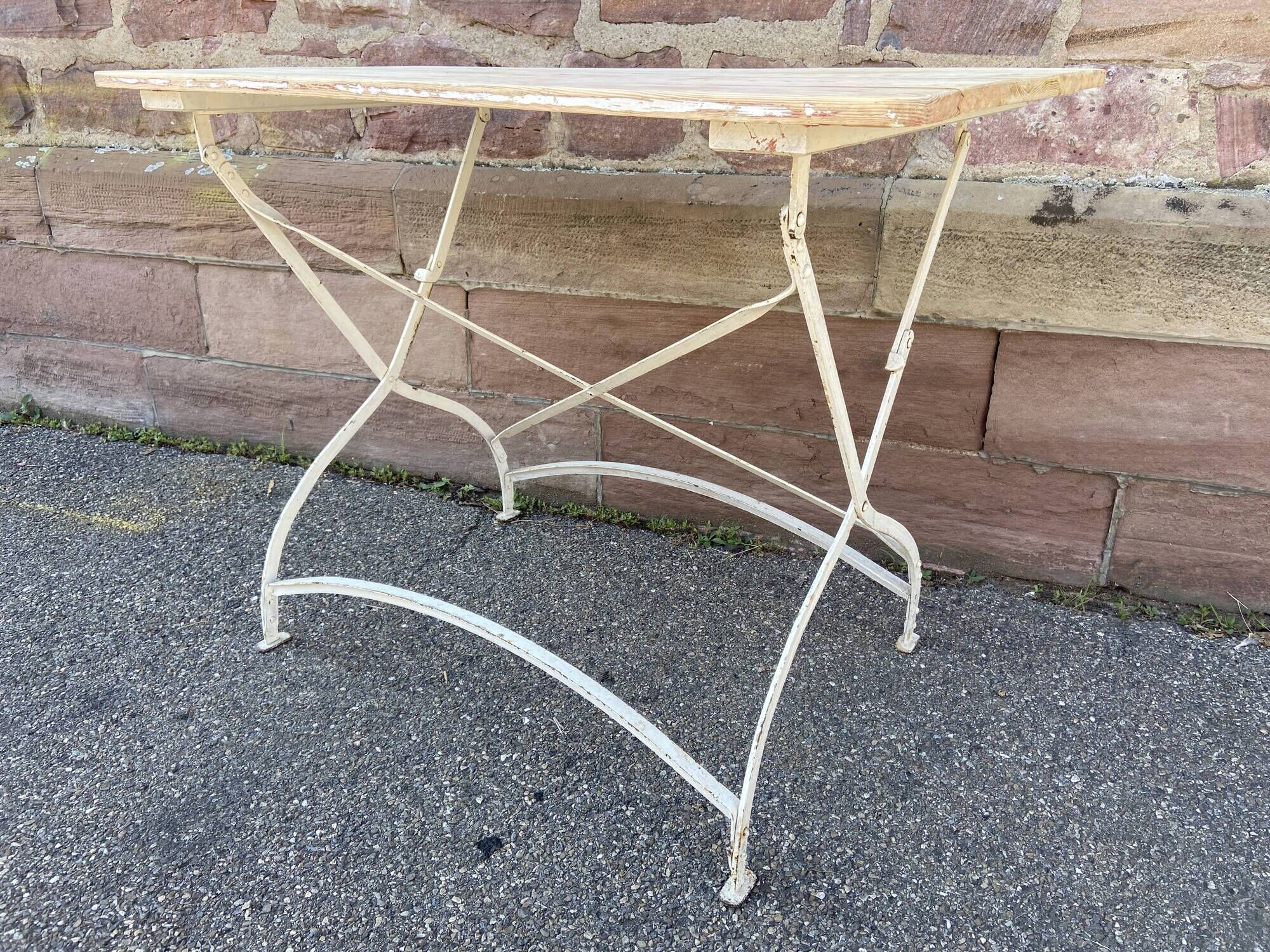 pedestal table bistro cafe restaurant iron metal garden bistro 1960s vintage