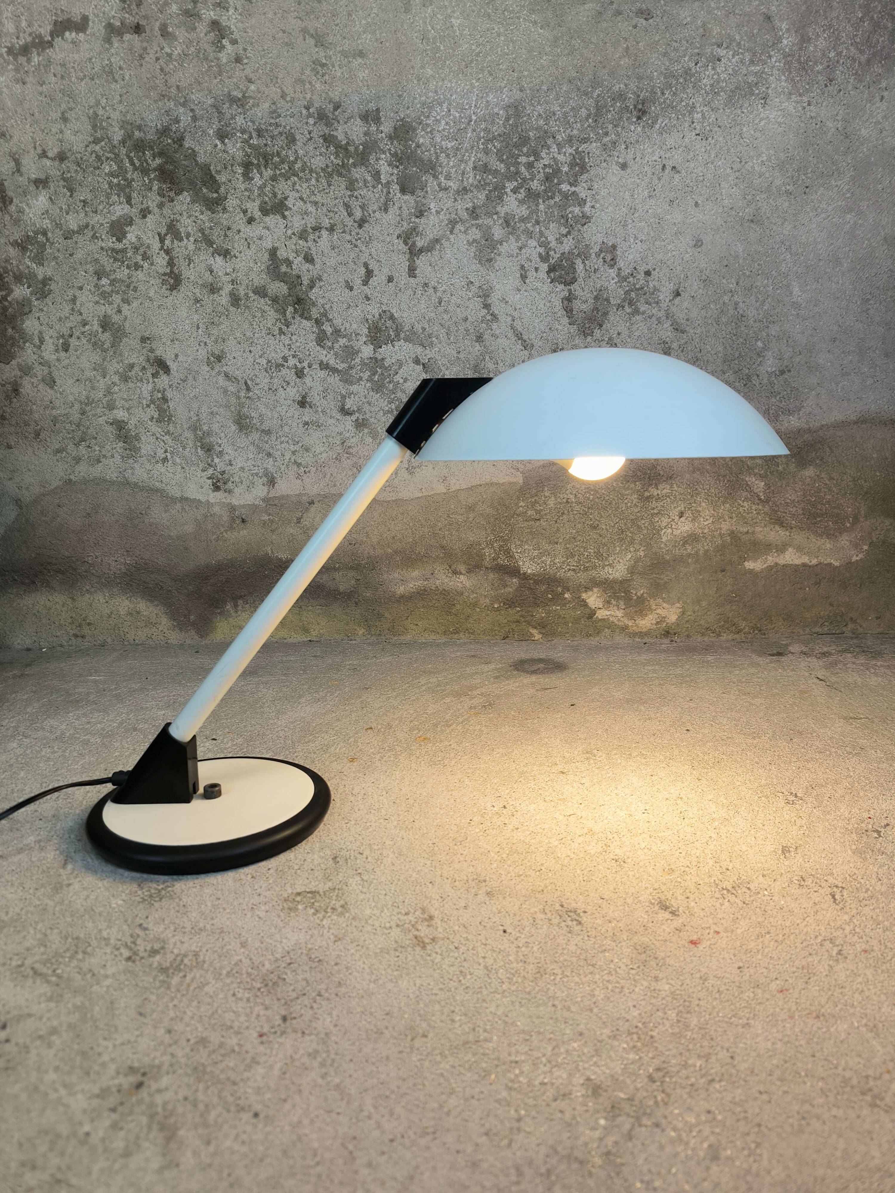 Large vintage table lamp in white metal