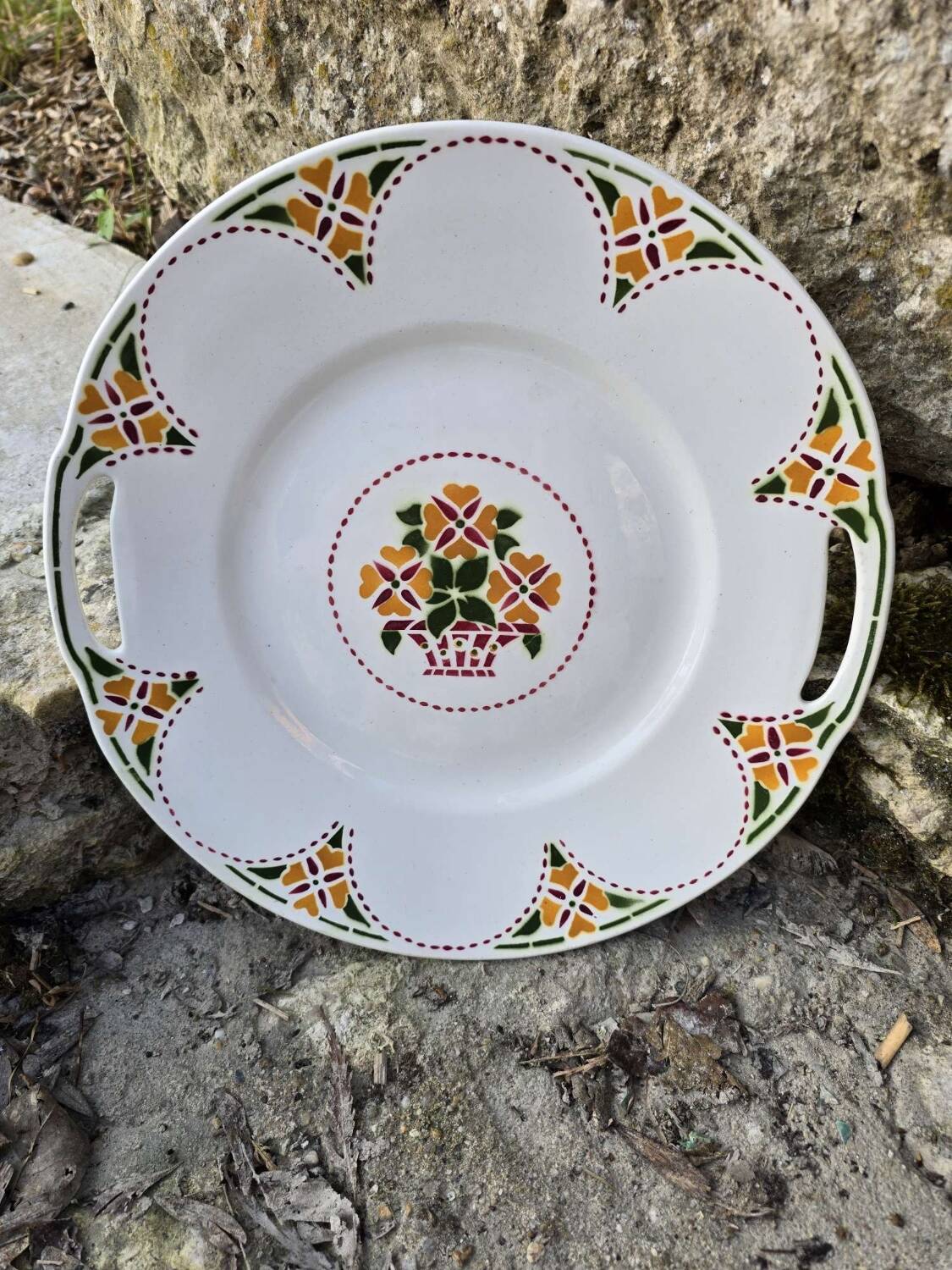 Plat à gâteaux art déco en faience (objet publicitaire années 30 à 50)