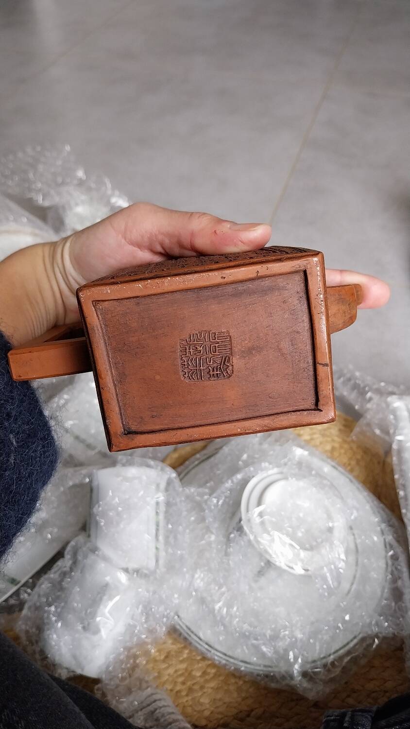 Yixing fine stoneware teapot