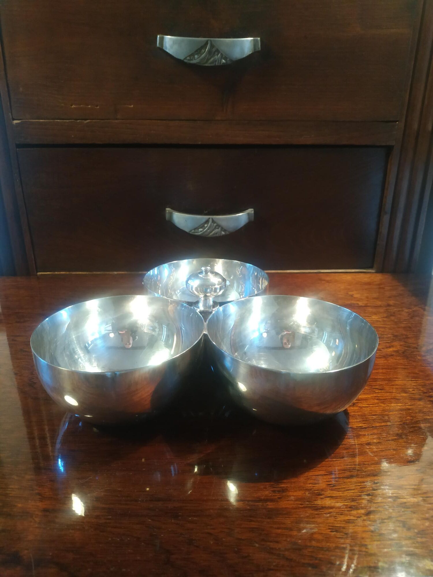 Servant 3 cups in silver metal poinçoin