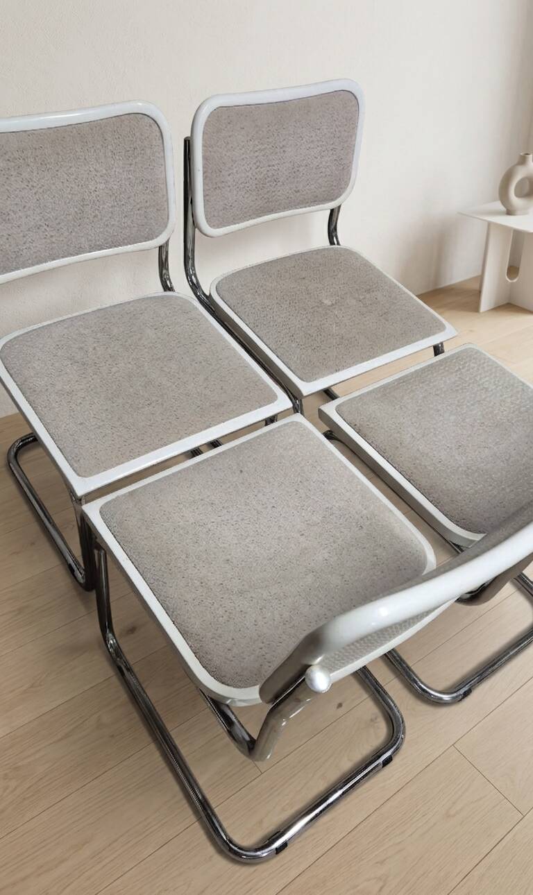 Set of 4 Marcel Breuer tubular chairs, mid-century modern Bauhaus chrome cantilever dining chairs, 20th century