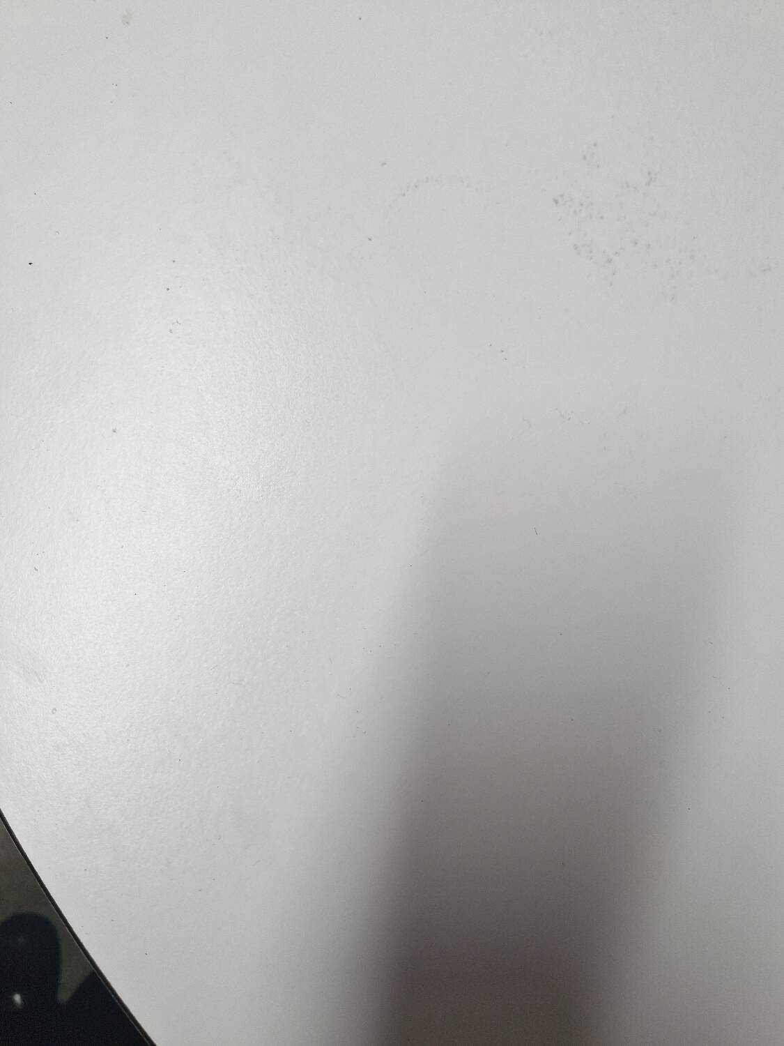 Roche Bobois round table