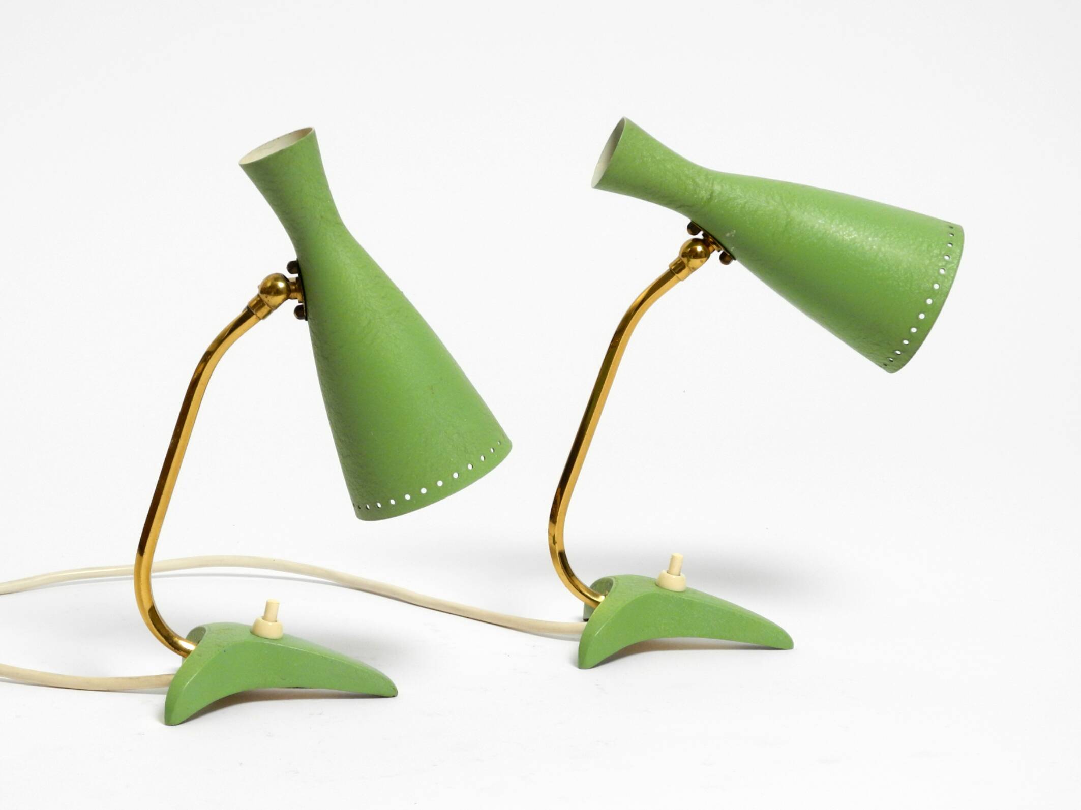 Pair of beautiful green Mid Century Modern Diabolo crow's foot table lamps