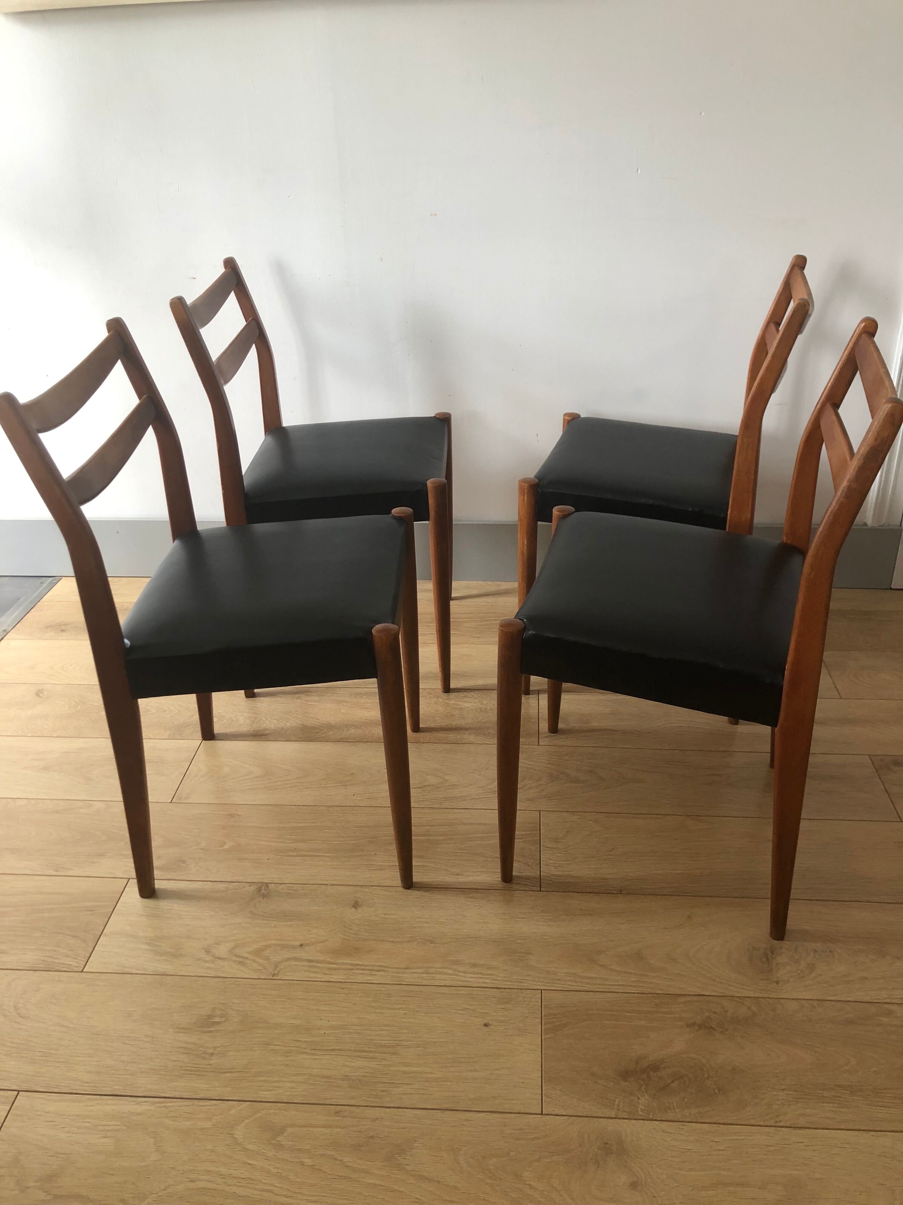 Series 4 vintage chairs Scandinavian style