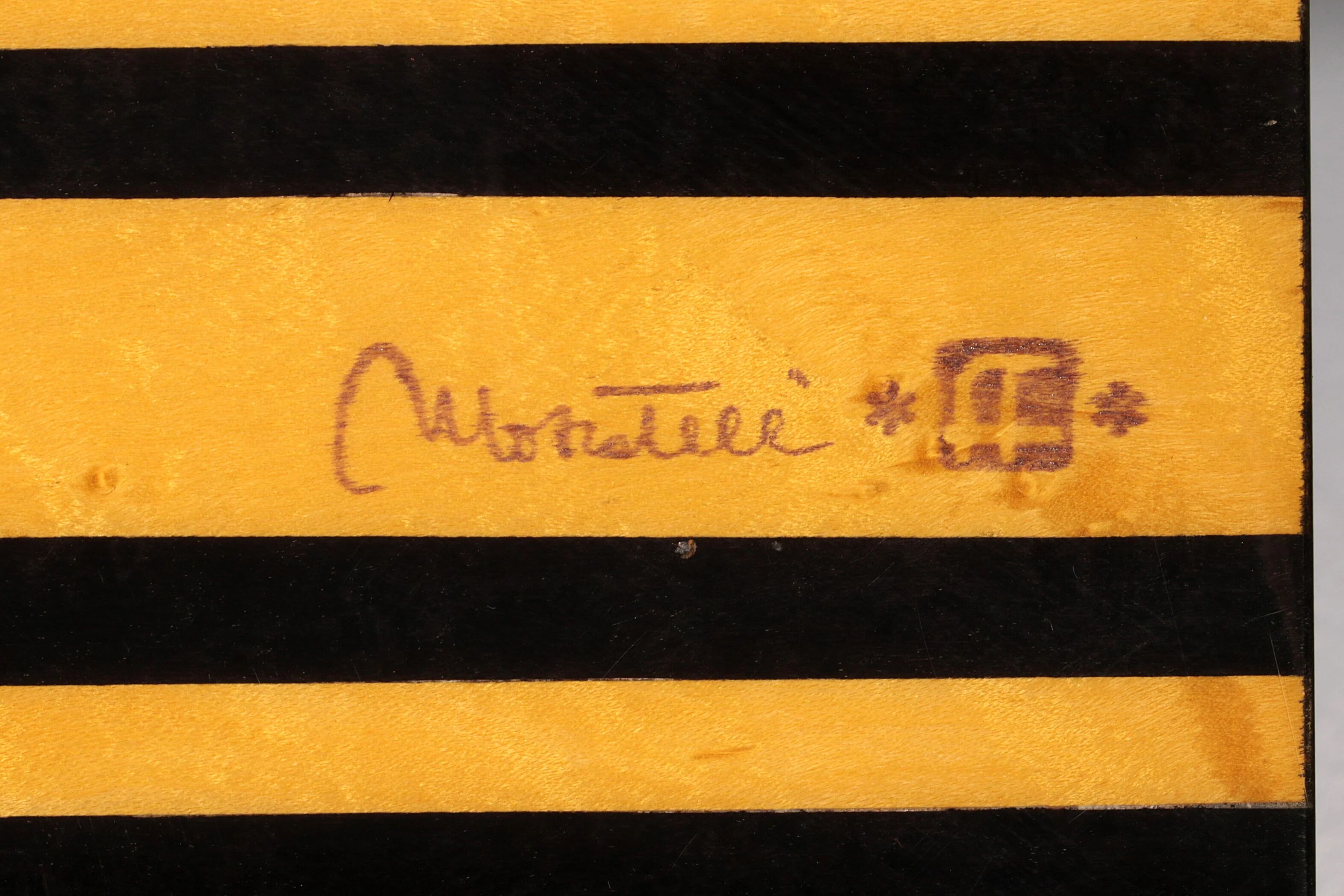 1980s Italian coffee table in black and yellow lacquered wood