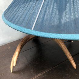 Elk horn foot lamp and silk day offal