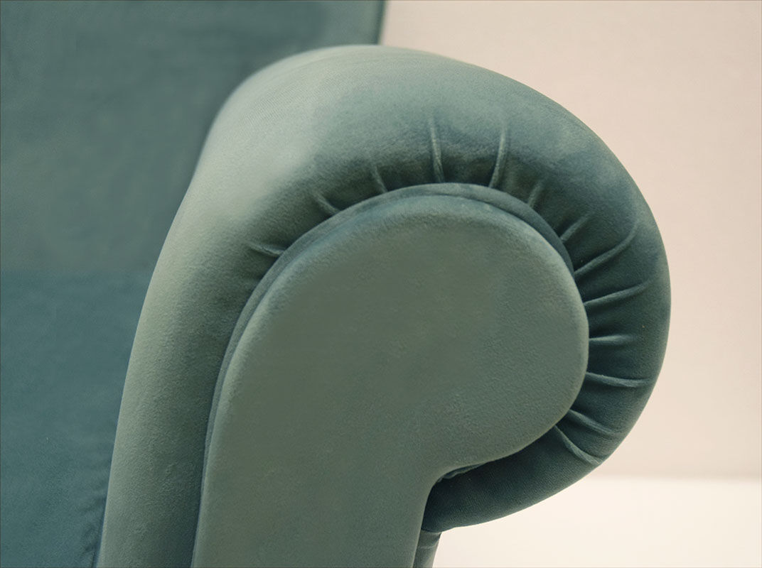 Armchair in velvet 1950s