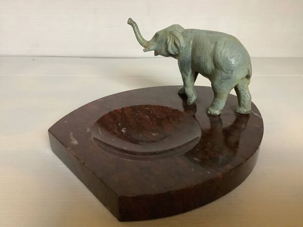 Vide poche cendrier éléphant en marbre