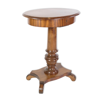 Oval Sewing Table / Table on Pillar with Mahogany Sewing Room