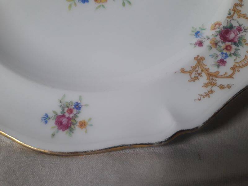 25cm Limoges scalloped plate