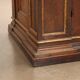 Ancien buffet avec étagère en noyer, Italie, XVIIe siècle