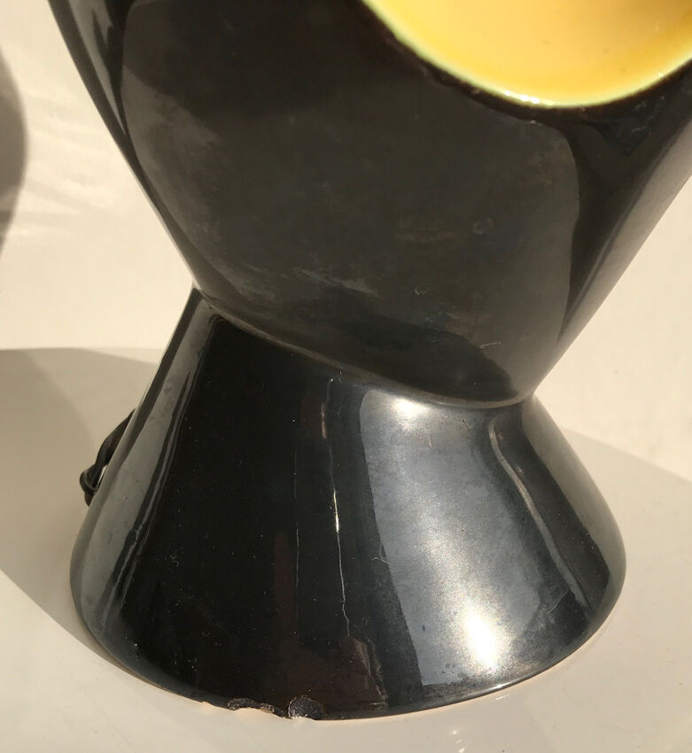 Free-form lamp, black and yellow ceramic - 1950s.
