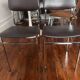 Paire de chaises vintage 70’s, chrome et skaï marron