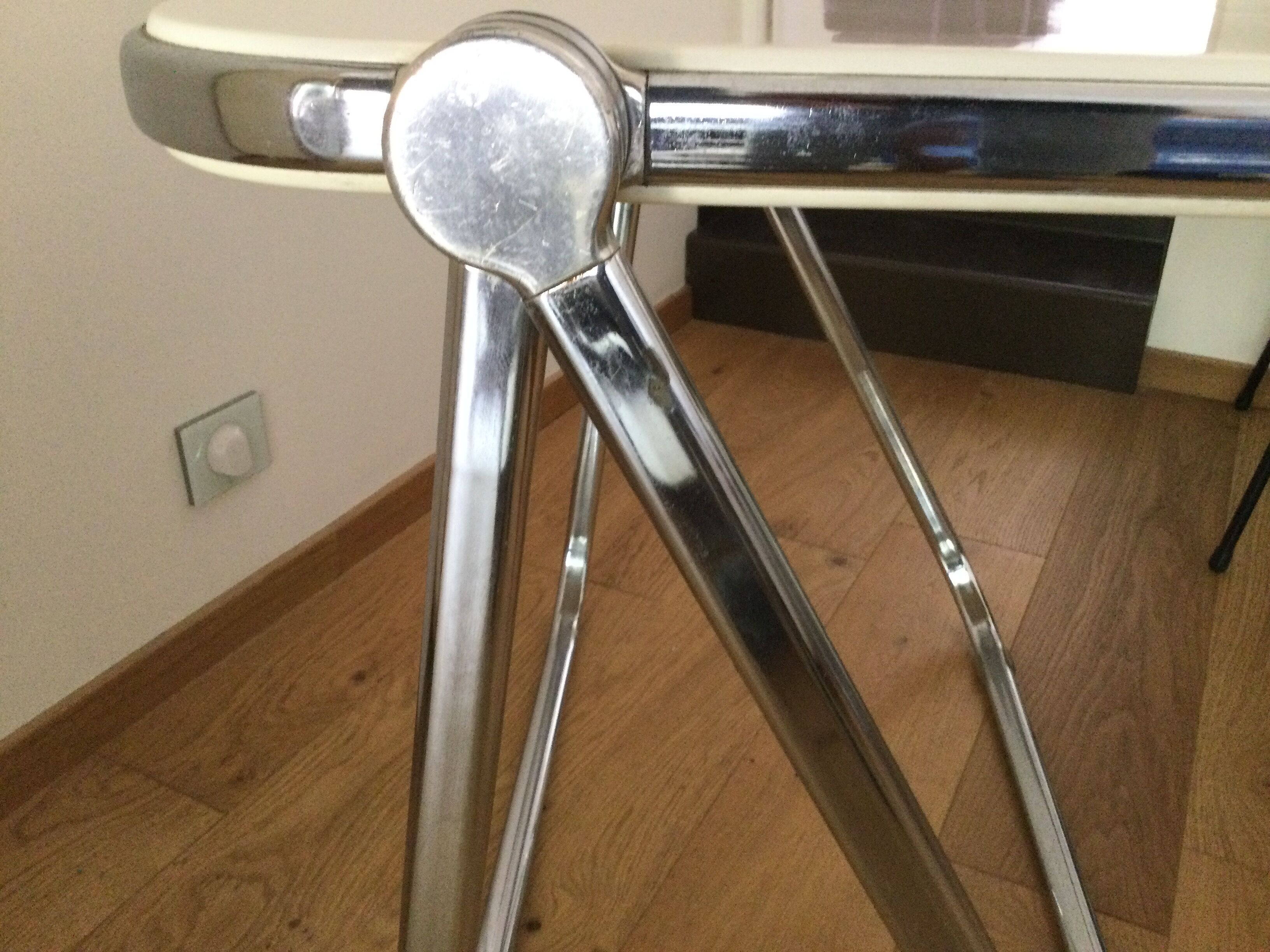Table bureau Platone de Giancarlo Piretti