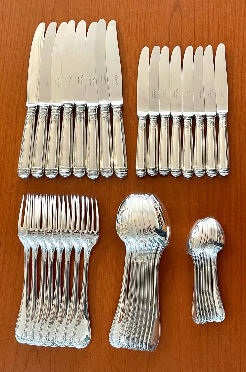 Christofle malmaison 8 person 40 piece cutlery set near new condition