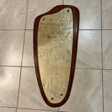 Scandinavian free-form mirror