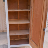 Armoire parisienne