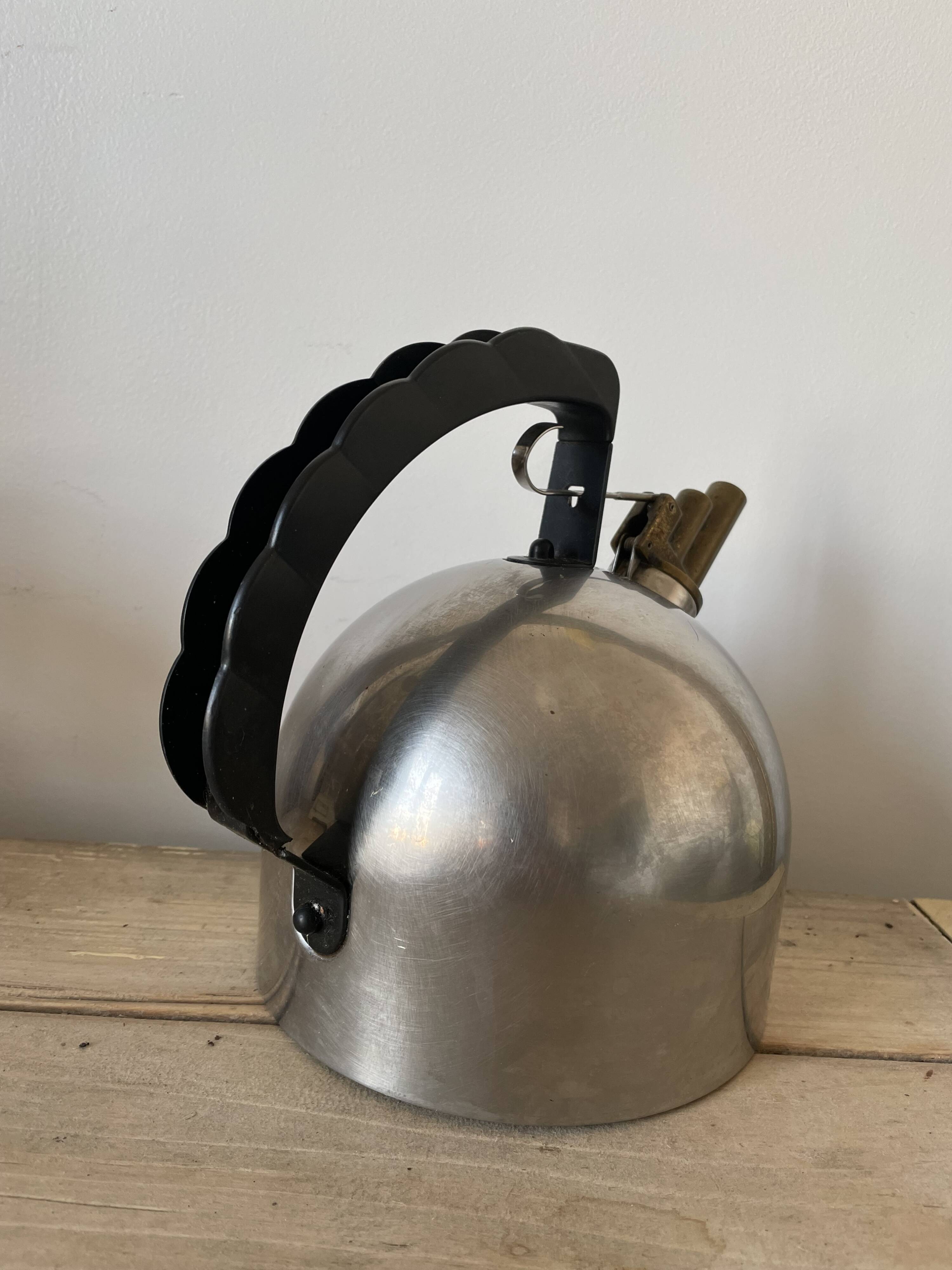 Richard Sapper Alessi kettle 1983