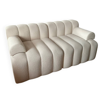 White 2-seater sofa