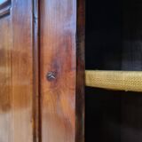 Armoire ancienne en merisier